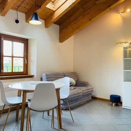 Blue Lake Apartment 20M From The Lake With Box Colico Ngoại thất bức ảnh
